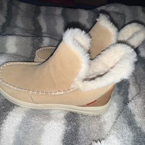 Cozy Tan Fur-Lined Women's Hey Dudes.